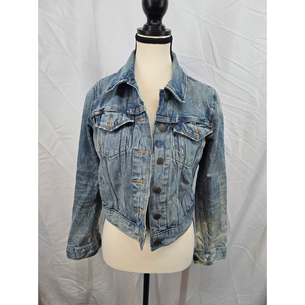 Vintage Levis Womens Denim Trucker Jacket Distressed Blue Jean Button Front Sz S